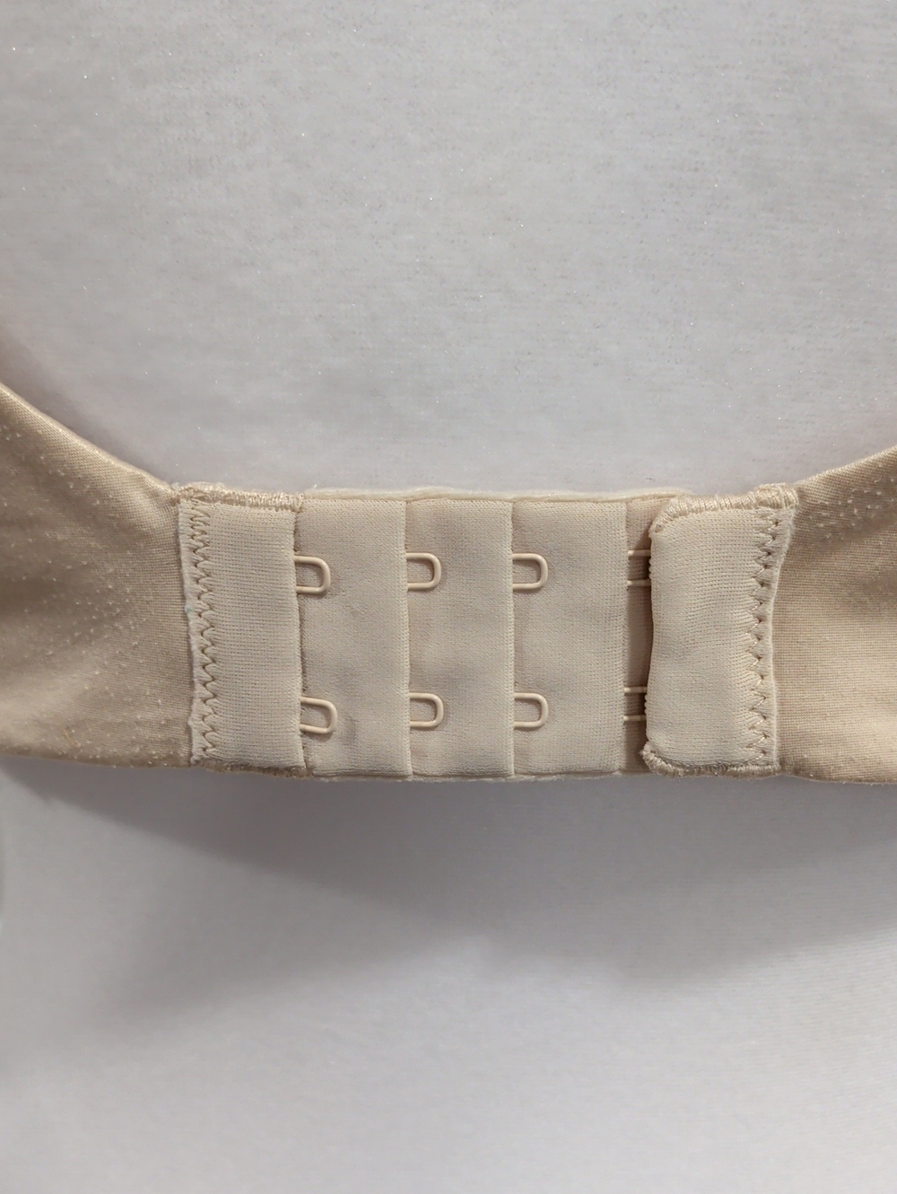 Body By Victoria Secret Push-up Bra Nude Color With Lace And Adjustable Straps. - Picture 7 of 8